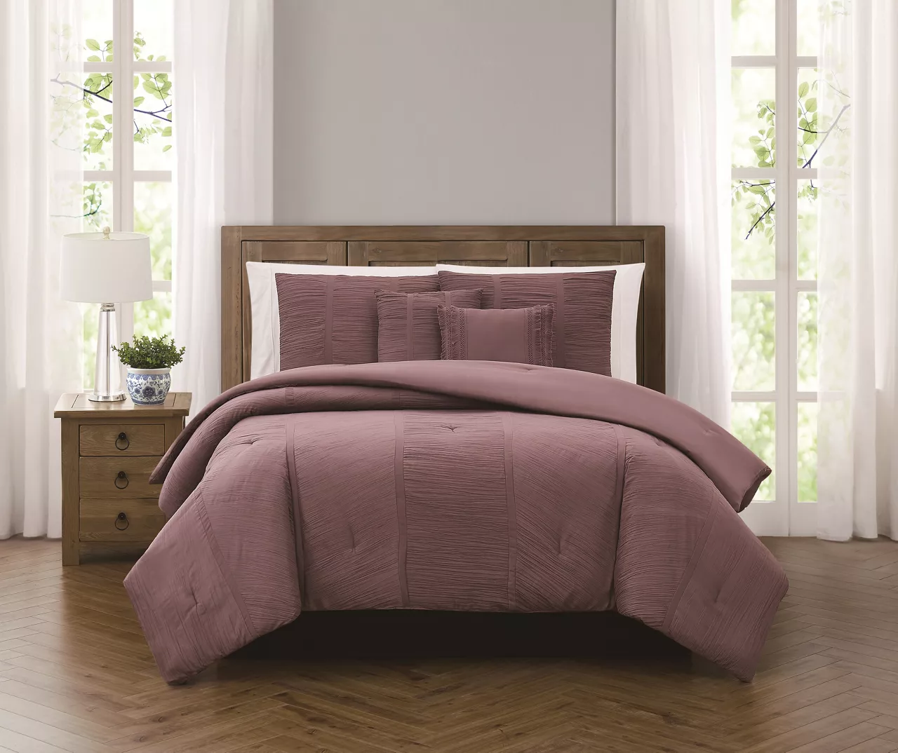 Broyhill Purple Crinkle 5-Piece Comforter Set 2 Broyhill Purple Crinkle 5-Piece Comforter Set - Image 2