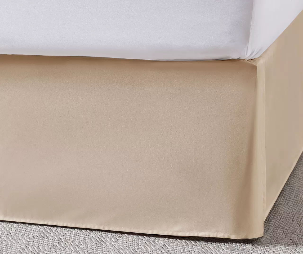 Broyhill Kirkwale Rust Floral Jacquard 8-Piece Comforter Set 6 Broyhill Kirkwale Rust Floral Jacquard 8-Piece Comforter Set - Image 6