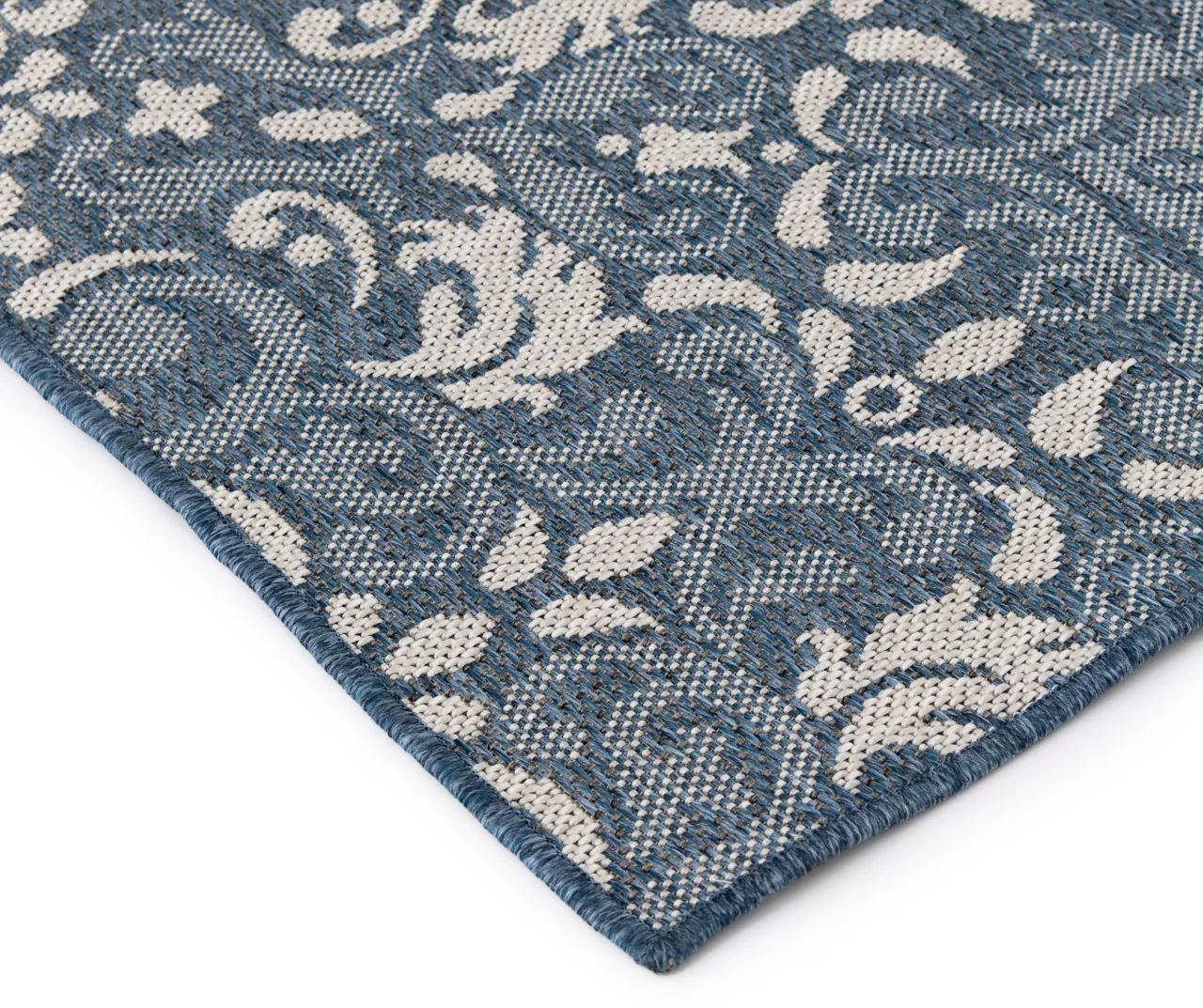 Broyhill Sandpointe Cobalt & Ecru Damask Outdoor Area Rug 3 Broyhill Sandpointe Cobalt & Ecru Damask Outdoor Area Rug - Image 3