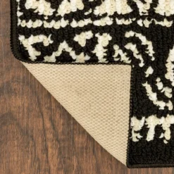 Broyhill Black & White Ornate Fascination Accent Rug -Big Lots Shop 810557659 21